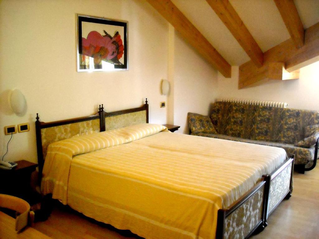 Hotel Faedo Pineta Szoba fotó