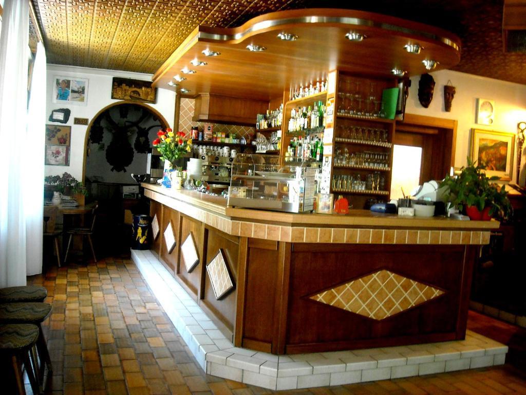 Hotel Faedo Pineta Kültér fotó