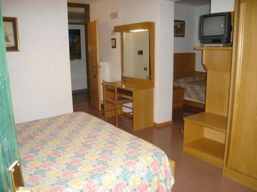 Hotel Faedo Pineta Kültér fotó